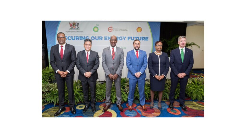 Ministry of Energy and Energy Industries | ALNG HOA Signing