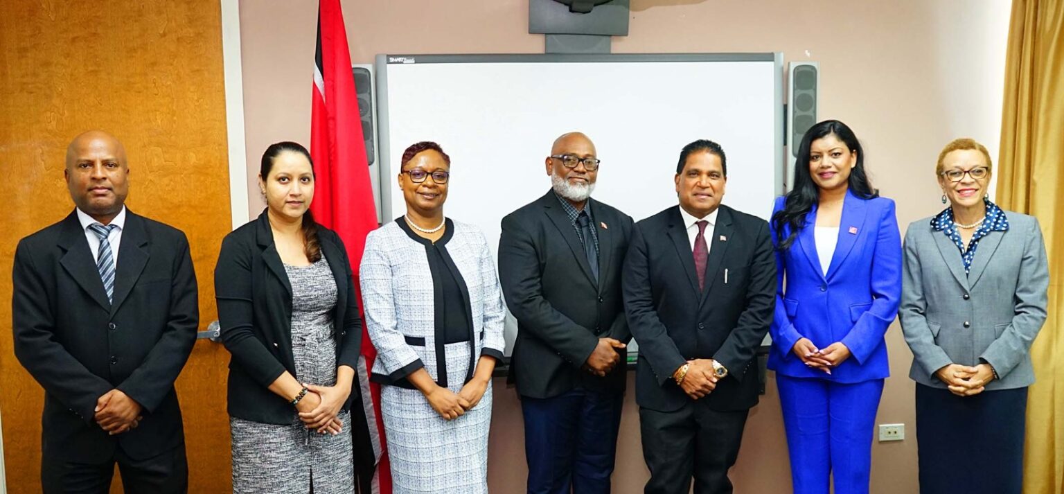 Ministry of Energy and Energy Industries | Energy Ministers Meet with ...
